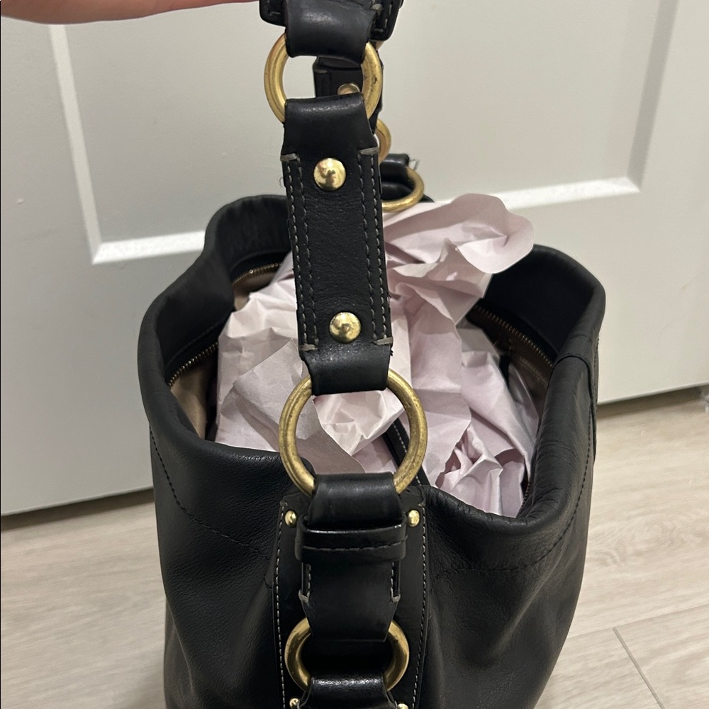 Coach Carly Hobo Bag in Black Leather with Gold Hardware & Turnlocks - Picture 16 of 17
